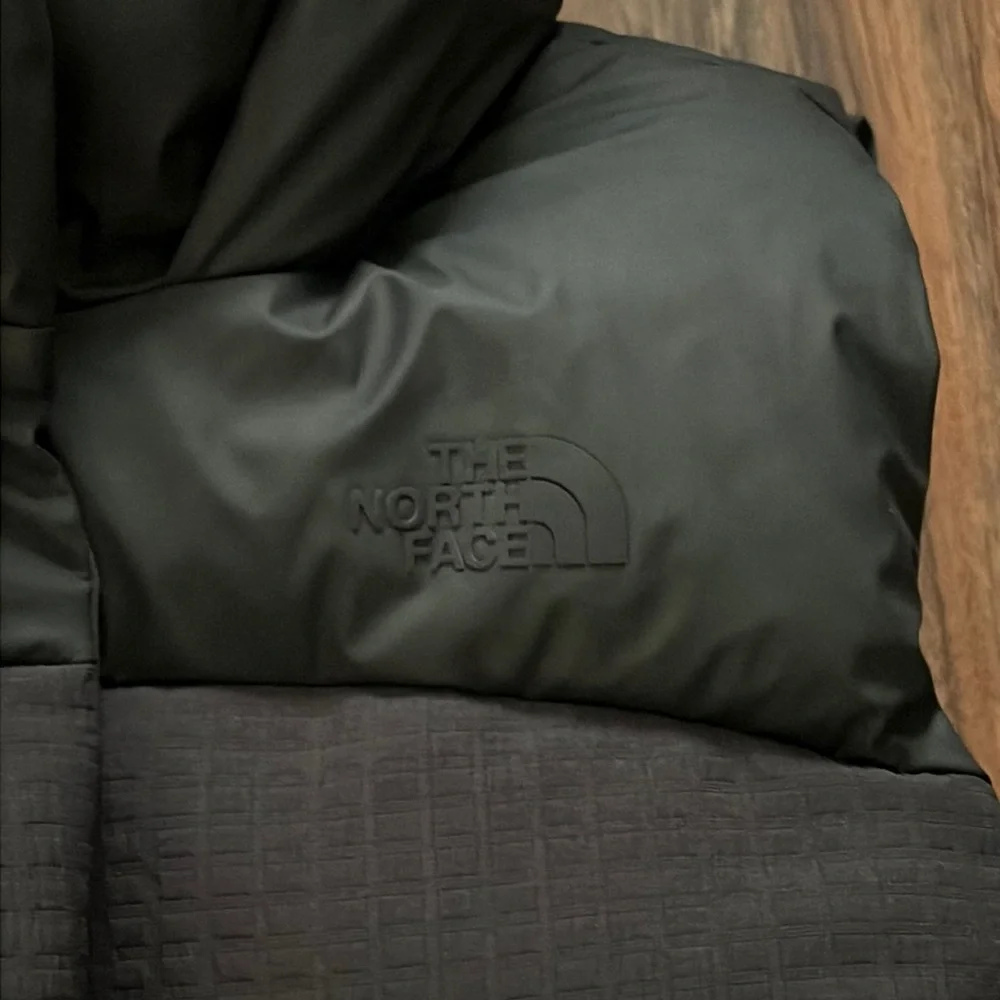 The North Face Novelty Nuptse Vest - Picture 7 of 17